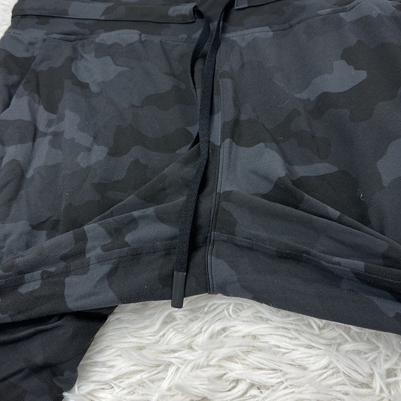 Lululemon Ready to Rulu Jogger Crop Heritage 365 Camo Deep Coal Multi - Picture 3 of 7